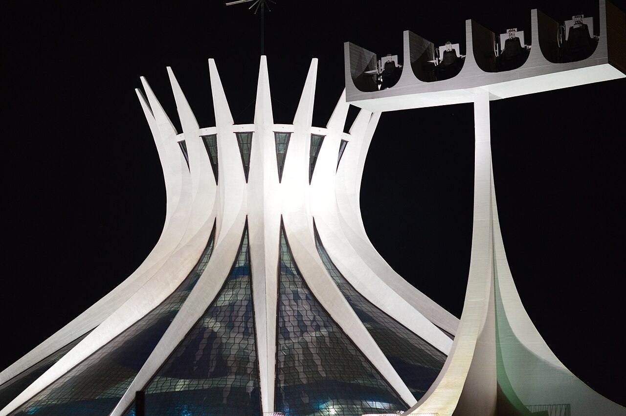 Catedral Metropolitana de Brasília, vista externa