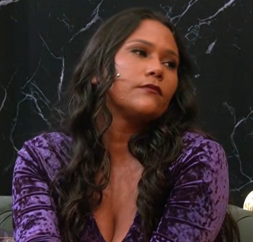 Chaiany Andrade durante entrevista de TV (Foto: Multishow/YouTube via Wikimedia Commons, CC BY 4.0)