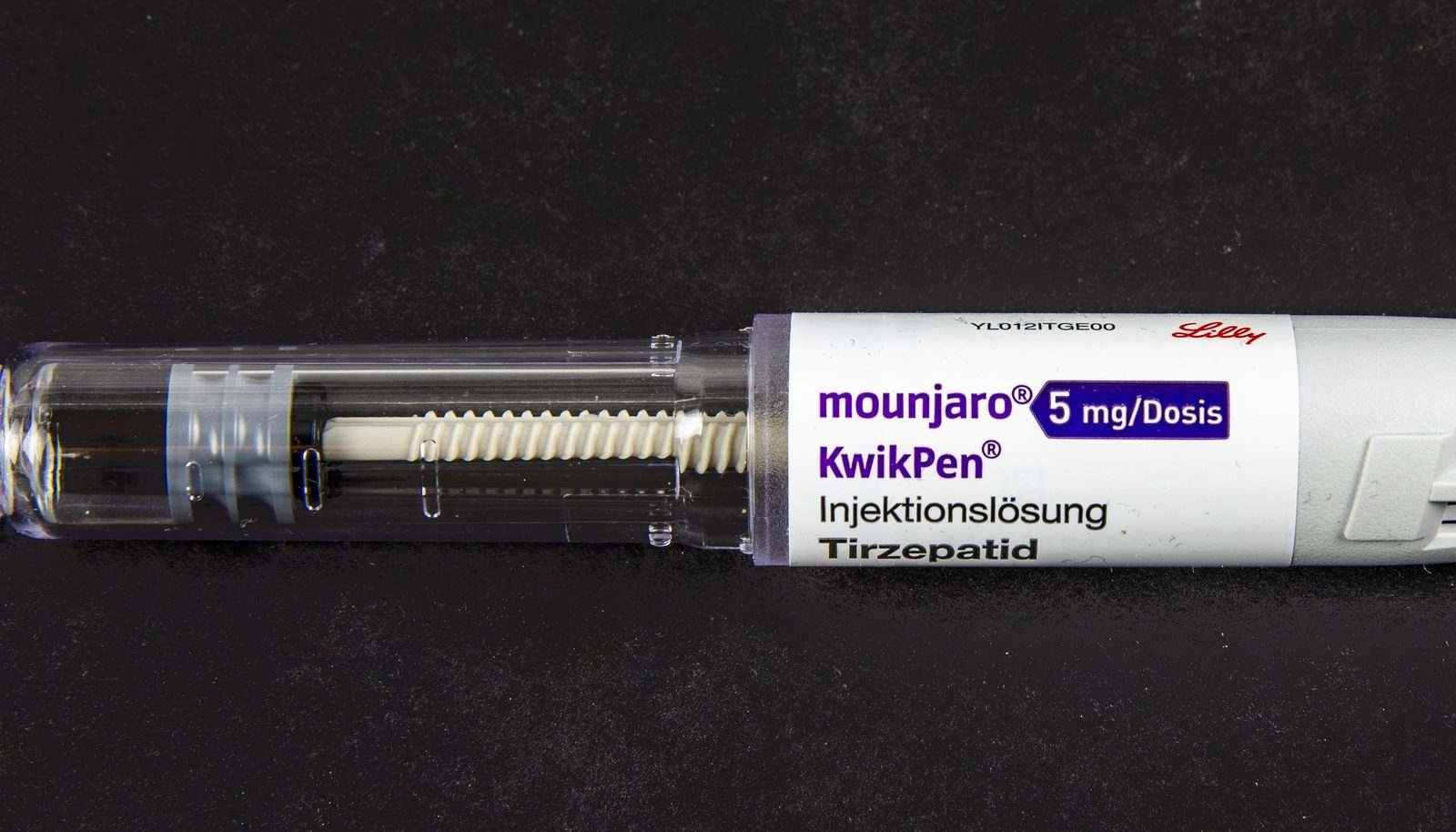 Caneta injetável Mounjaro (tirzepatida), um dos peptídeos emagrecedores aplicados por via subcutânea